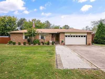 618 N Oakwood St, Lowell, AR, 72745
