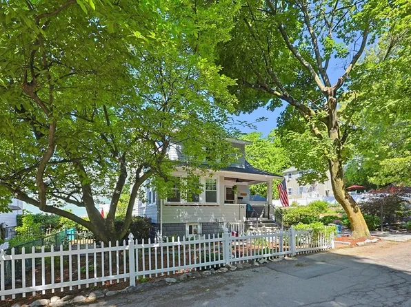 26 Grover Rd, Medford, MA 02155