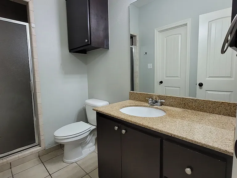 503 E 3rd St #4 — Photo 12