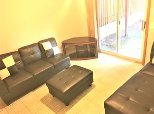 7690 Sheffield Village Ln, Lorton, VA 22079