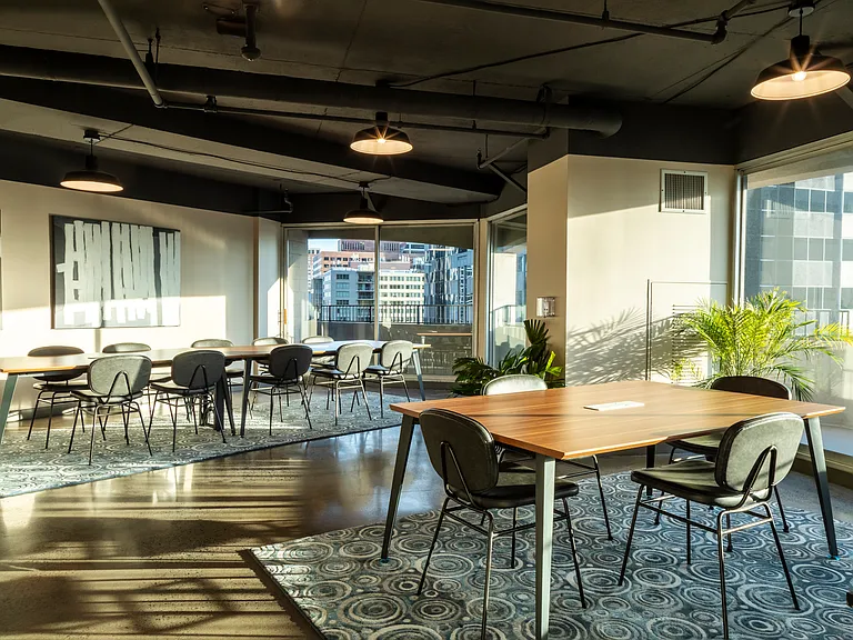 Co-working lounge with free wifi
