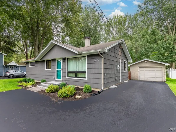 2225 Dodge Rd, East Amherst, NY 14051