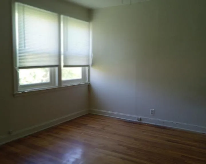 516 Saint James St #3 — Photo 4