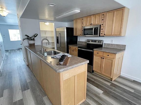 4th image of 254 Beacon Ct APT 5