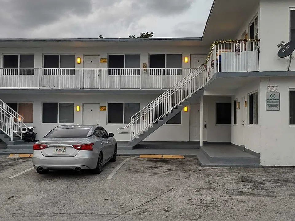 101 NW 29th Ave #3-1