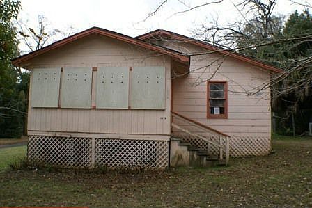 1st image of 1229 Stuckey Ave