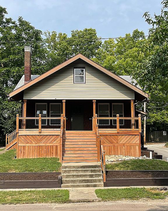 1st image of 403 Blair Ct