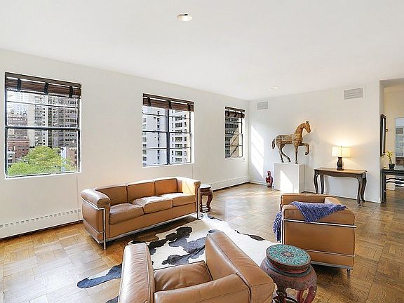 3rd image of 230 E 50th St