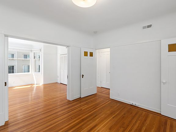 5th image of 1840 Green St #3