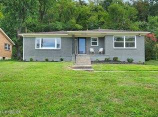 5115 Christie Ave, Louisville, KY 40216
