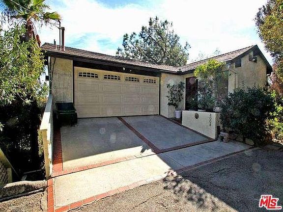 2nd image of 8008 Jorderr Ave