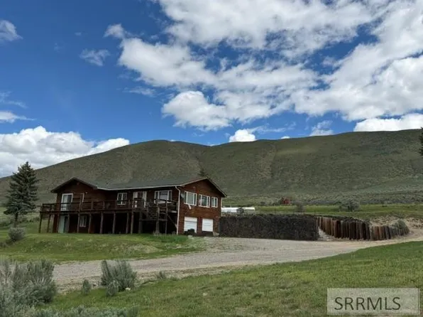 14 Elk Ridge Ln, North Fork, ID 83466