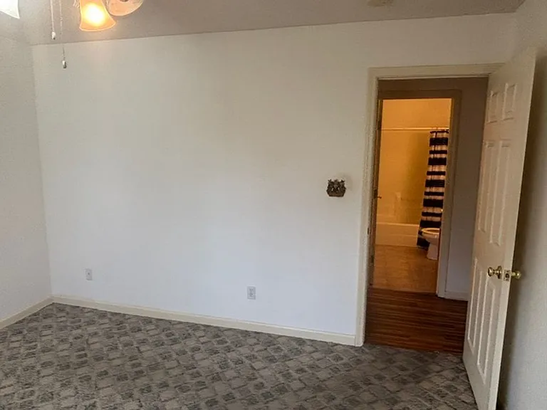 2818 S Villa Dr — Photo 7
