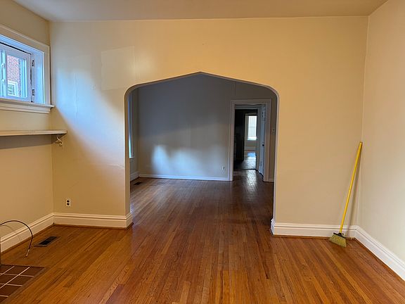 3rd image of 3653 Wilmington Ave #1F