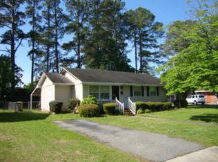 1300 14th St, Lumberton, NC 28358