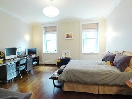 Rented by Sotheby's International Realty | media 9