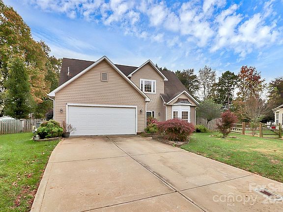 2nd image of 102 Walmsley Pl