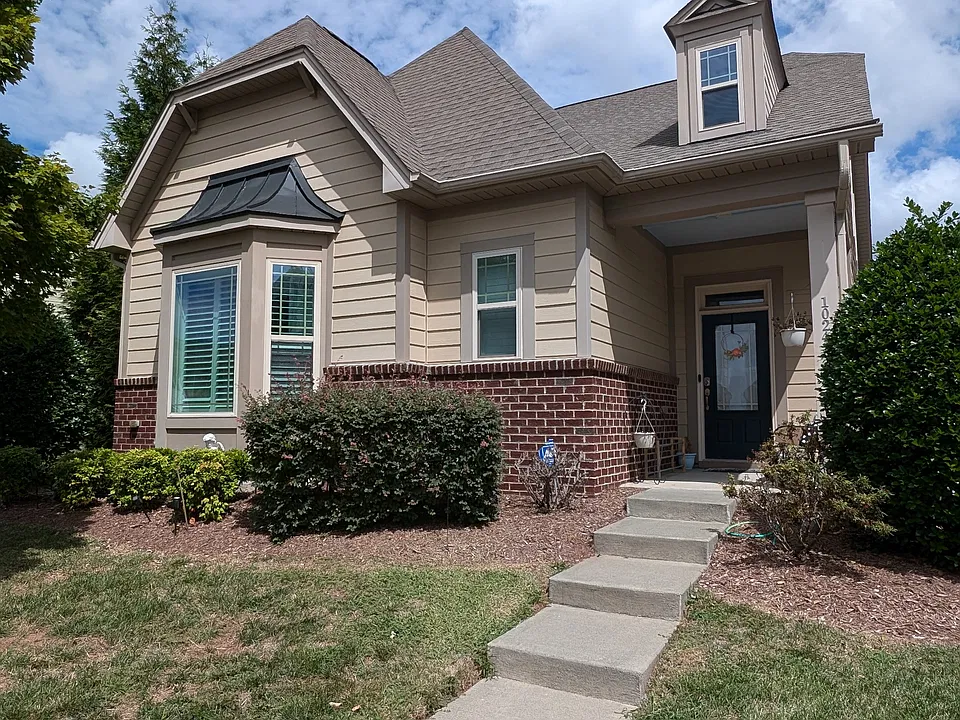1024 Euphony Ln