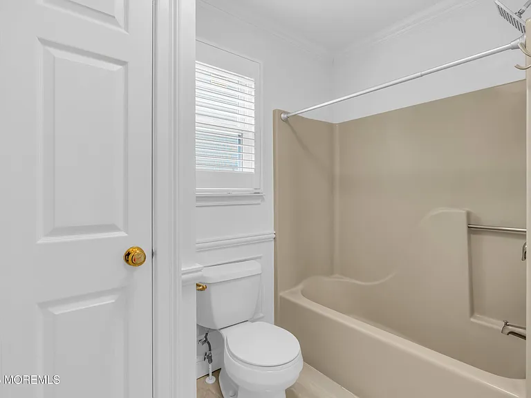 19 Longbrook Ln — Photo 32