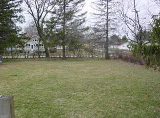 1020 Wheeler St, Lake Geneva, WI 53147