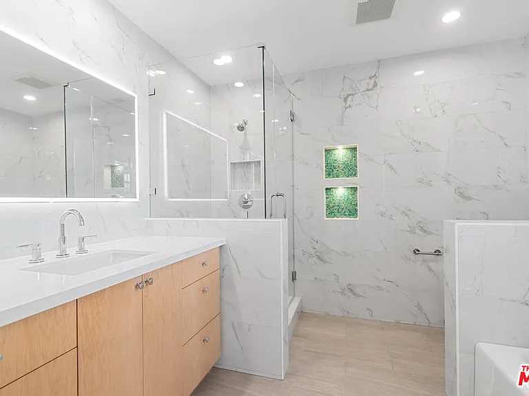 2541 Stoner Ave #1 — Photo 15