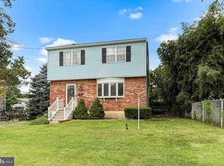 402 Highland Ave, Morton, PA 19070
