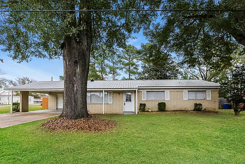 226 Greer Dr Photo 1