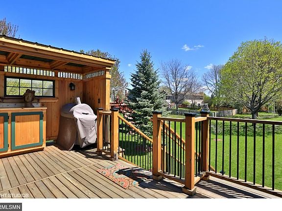 5th image of 702 Liberty Heights Dr