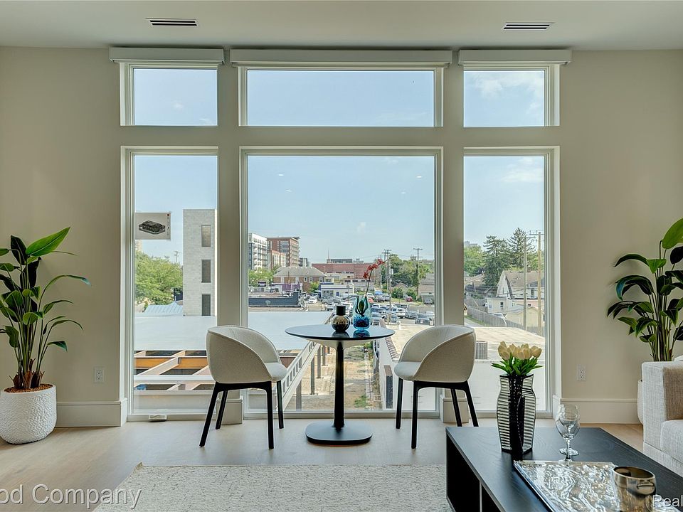 110 Austin Ave #303, photo 10
