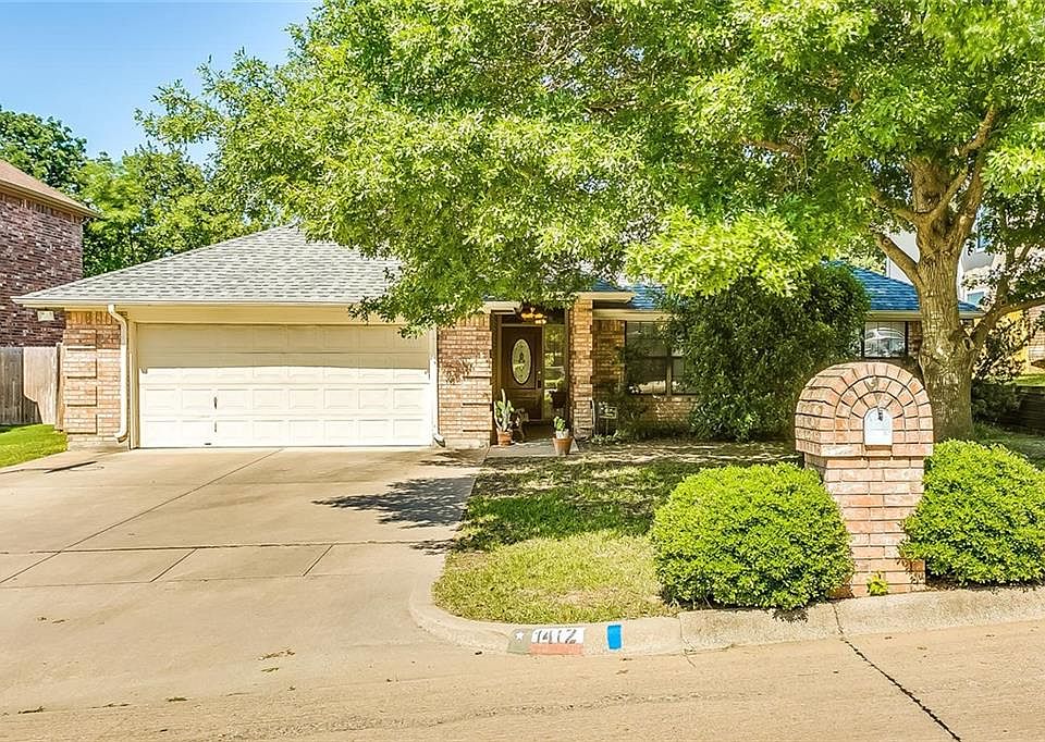 1st image of 1412 Holley Cres
