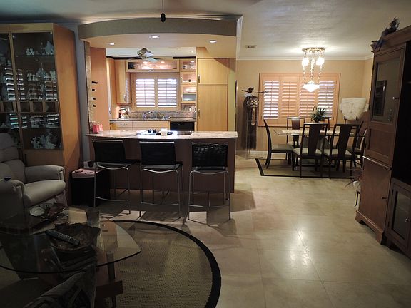 Kitchen & Dining Room