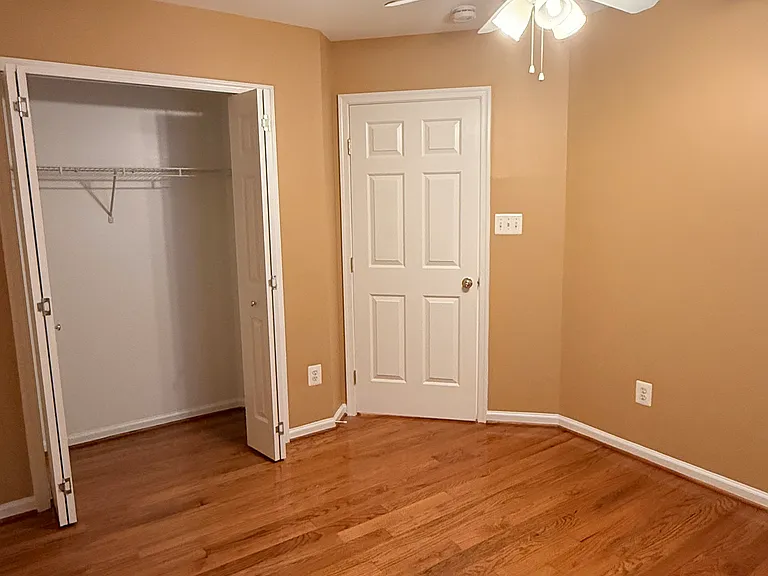 10404 Damascus Park Ln — Photo 29