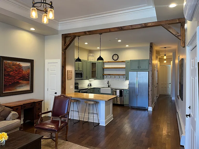 5 Madison Pl #2 — Photo 2