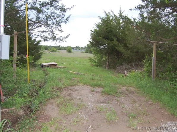 377050 E 1110th Rd, Okemah, OK 74859
