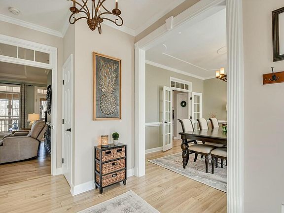 5th image of 1193 Newport Trail