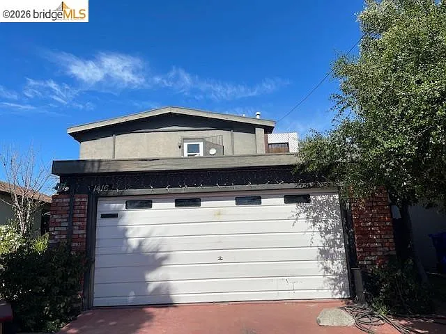 1416 Mariposa St photo 1