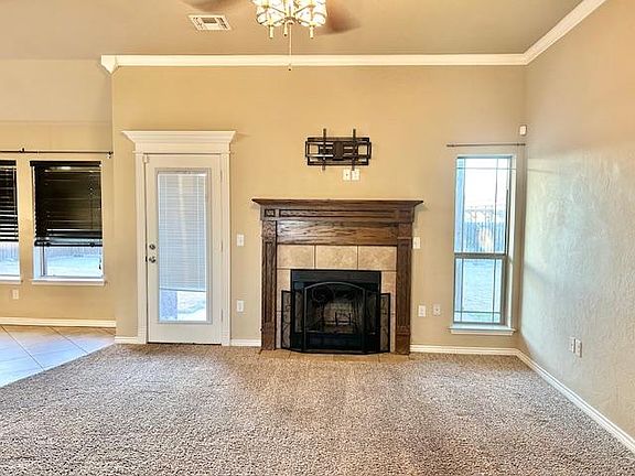 4th image of 308 N Mountain Meadow Dr
