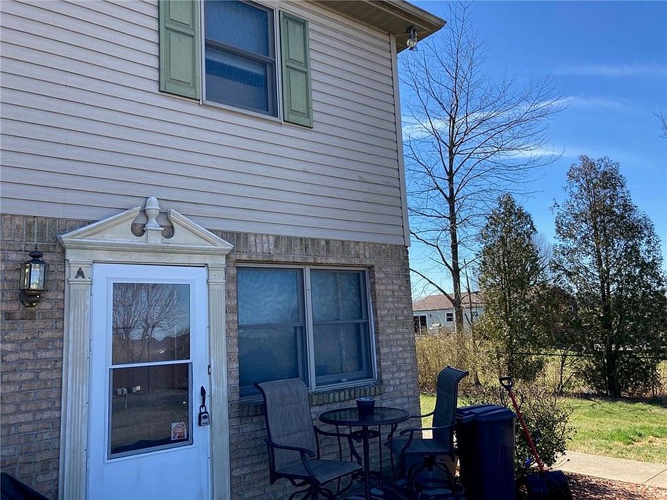 1st image of 102 Park Dr APT A
