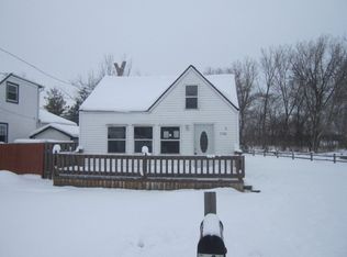 5104 W Westshore Dr, McHenry, IL 60050