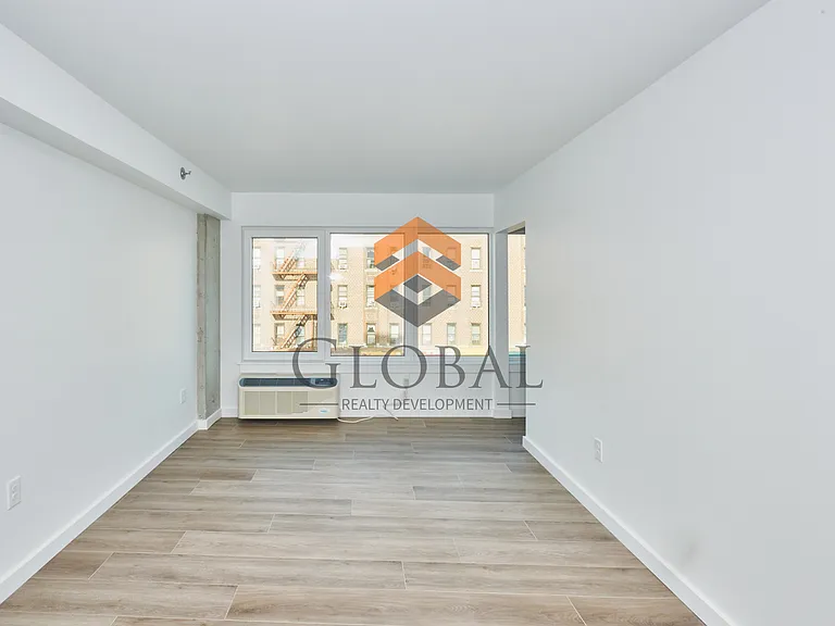 790 Allerton Ave #303 — Photo 7