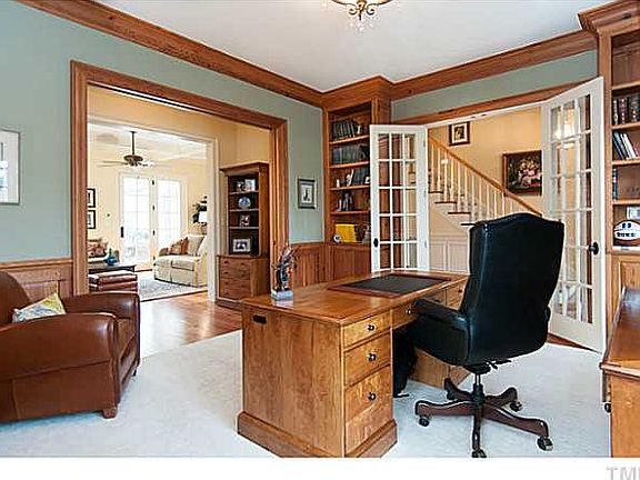 5th image of 3202 Trail Wood Dr
