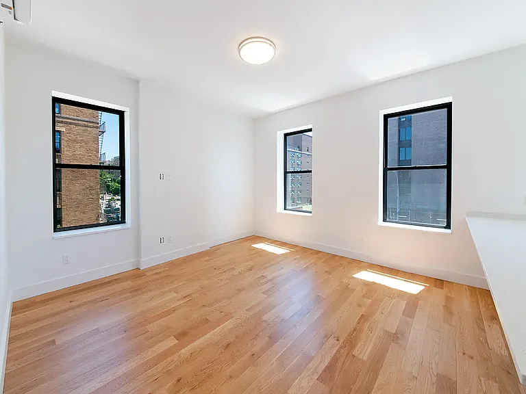 500 W 184th St #2 — Photo 8
