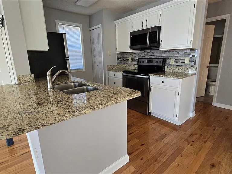 1313 Red Deer Way #253 — Photo 7