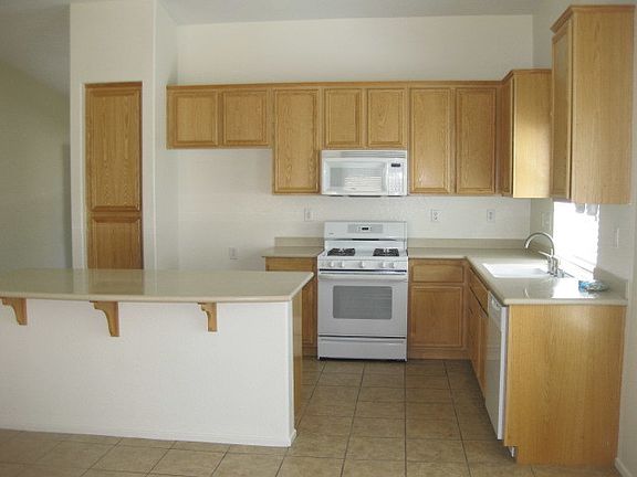 4th image of 13221 Arvila Dr