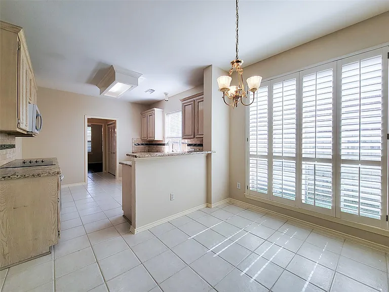 4106 Creek Ridge Ln — Photo 17