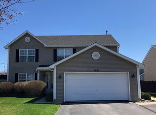 2631 Cadbury Cir, Lake In The Hills, IL 60156