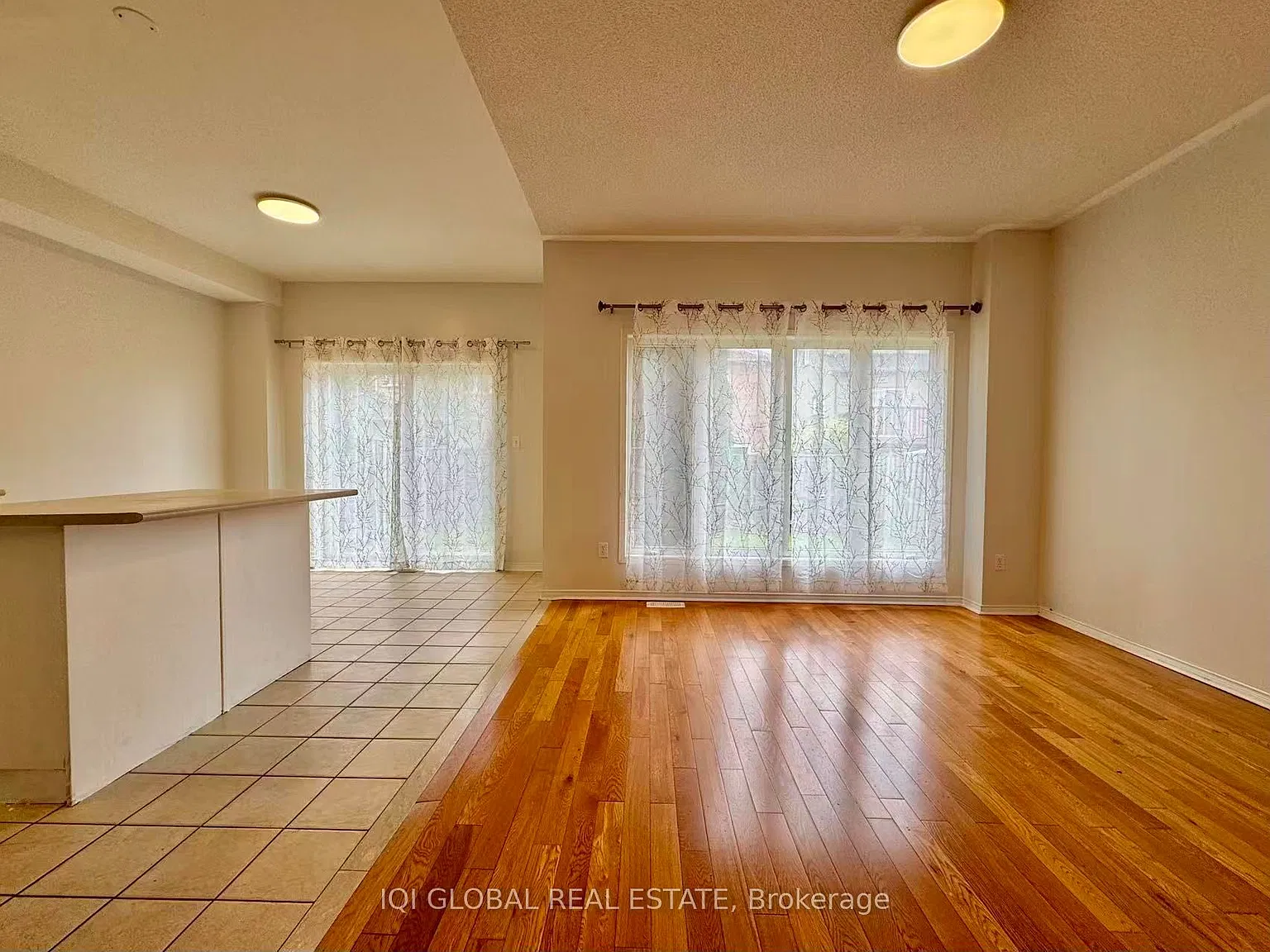 4 bed, $3,300 — Photo 3
