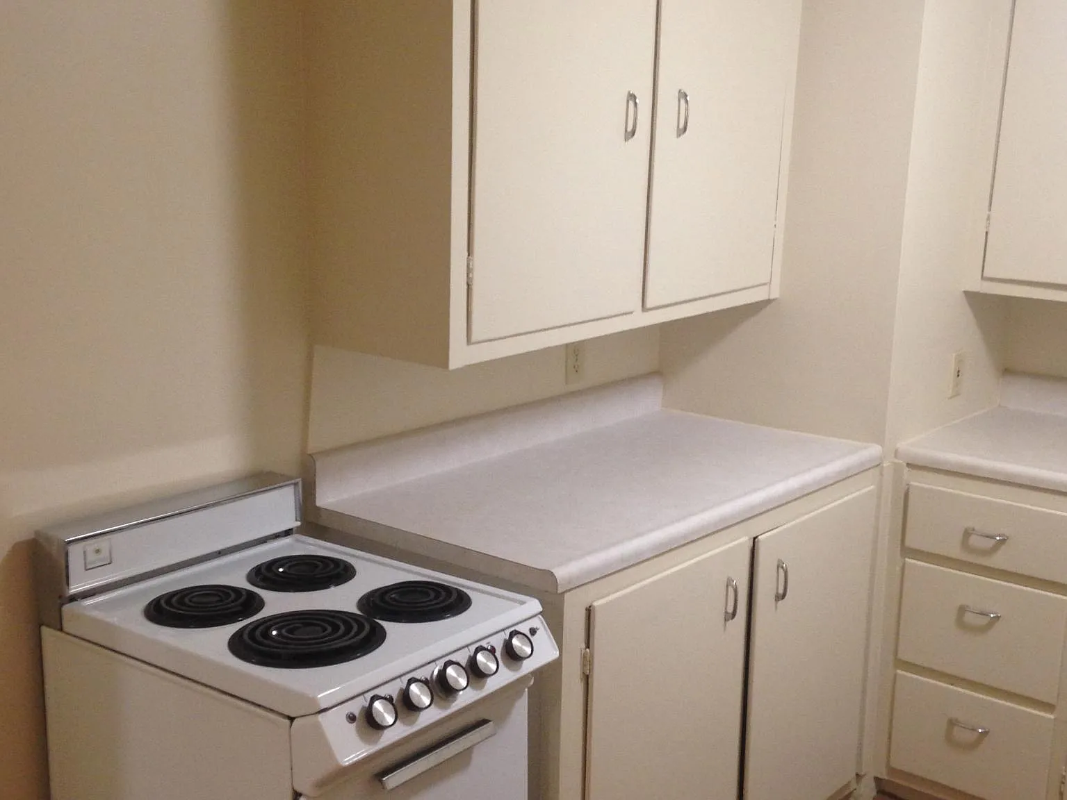 1 bed, 297 sqft, $475 — Photo 3