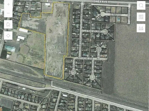 401 E Jones Ave, Holcomb, KS 67851