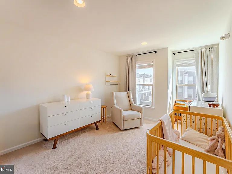42506 Dogwood Glen Sq — Photo 35